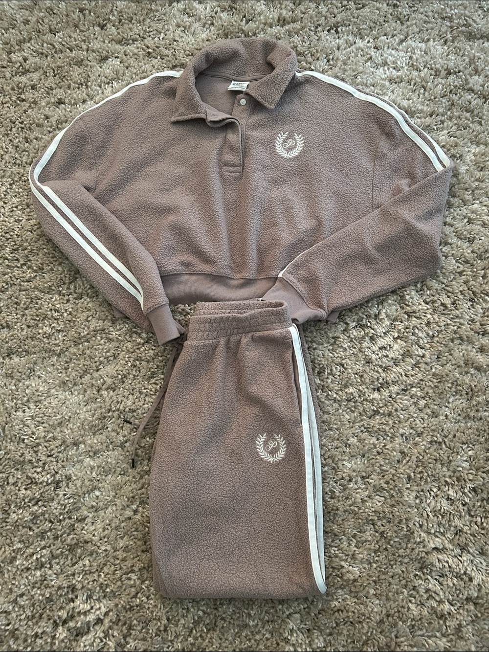 PINK Victoria's Secret Taupe Fleece Set with White Stripes - Picture 1 of 3